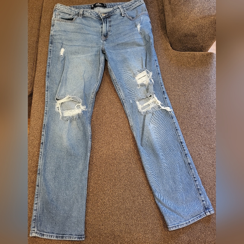 Hollister Women's Distressed Low Rise Vintage Straight Jean Size 13